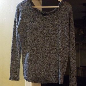 🌺Forever 21 long sleeve sweater